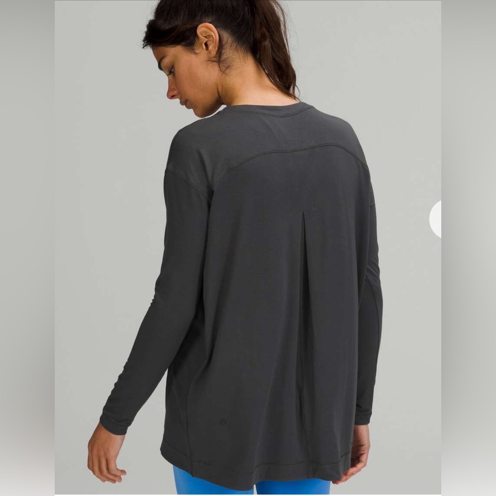 🌼LULULEM🍋N ATHLETICA Modal Pleated Back Long Sleeve Size 12 Black